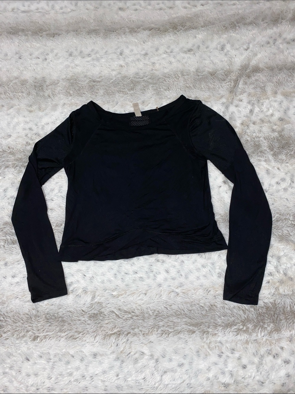 Black Long-Sleeve Women's Top - Classic Crewneck